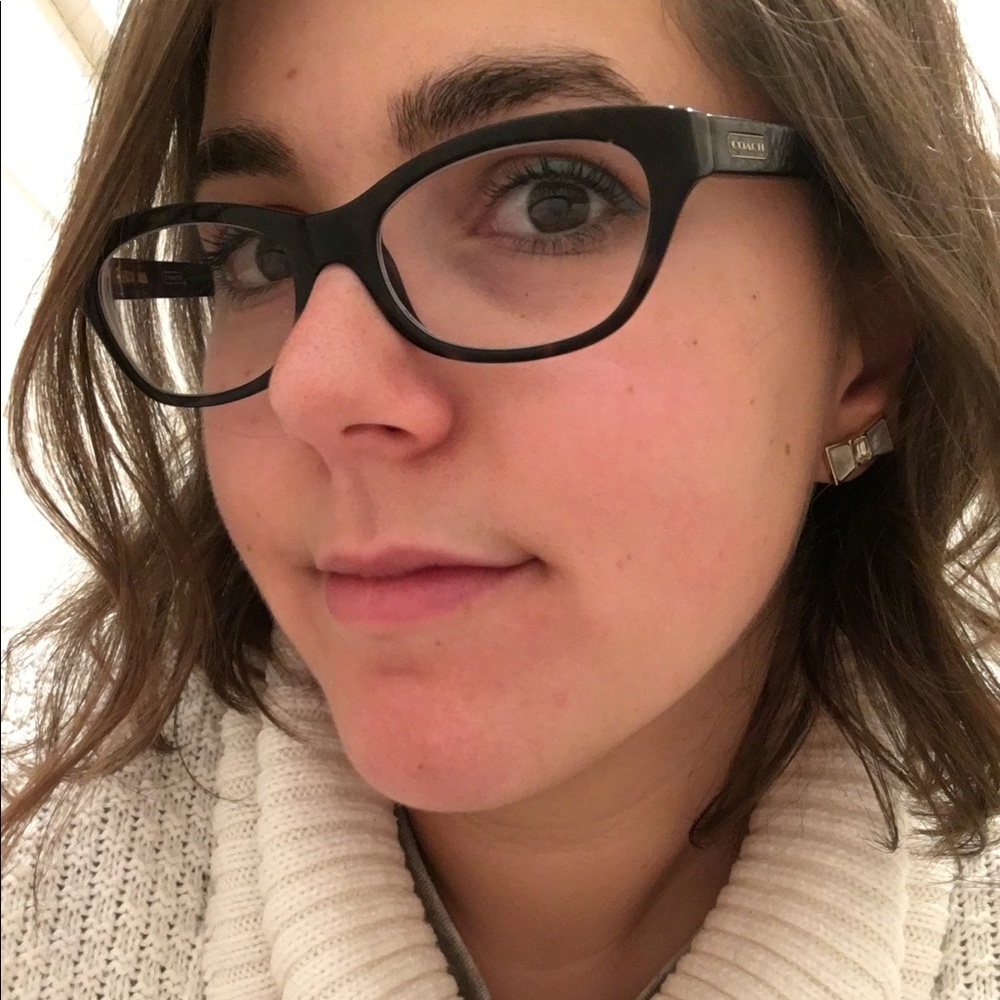 Meet your Posher, Valerie